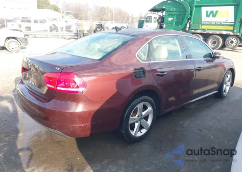 2012 Volkswagen Passat 2.5L Se z USA, uszkodzony, nr VIN 1VWBH7A31CC068617